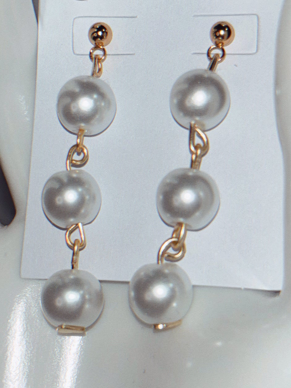Glass Pearl Dangle Earring Set